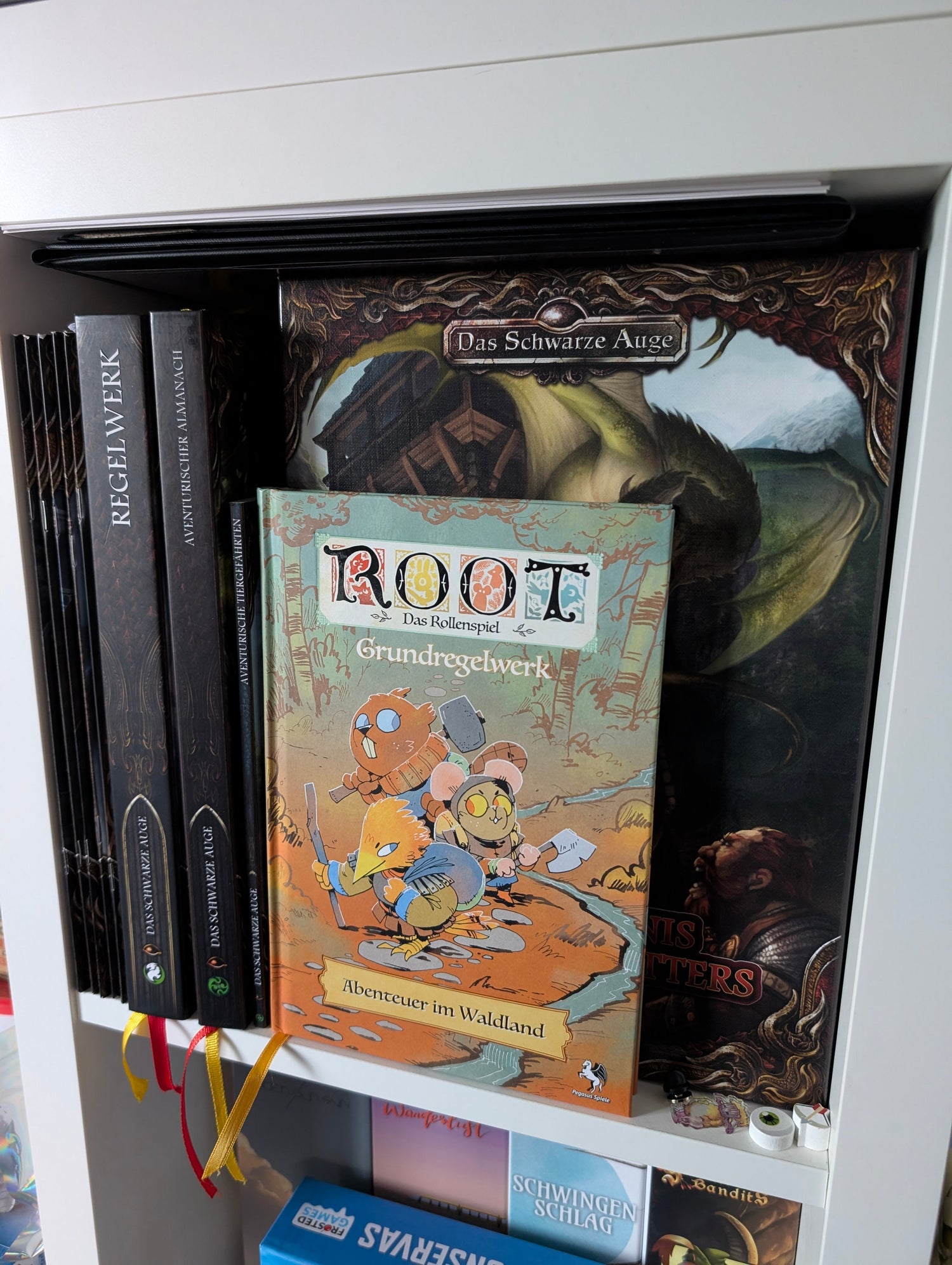 Rollenspiele, Pen and Paper, RPG alles was du mit einer Gruppe offline am Tisch spielen kannst, findest du hier