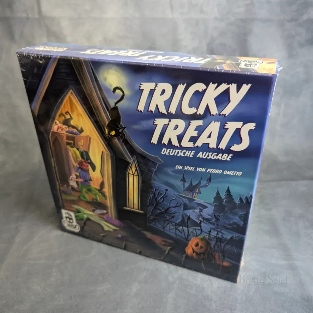 Eine Box mit einer Person im Fenster - perfekt für Ihr nächstes Halloween mit Tricky Treats von JoeKas World GmbH, ideal für Familienspiele oder Trick or Treat Spaß.